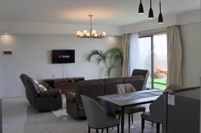 Lovely 3 bedroom with a view of the park